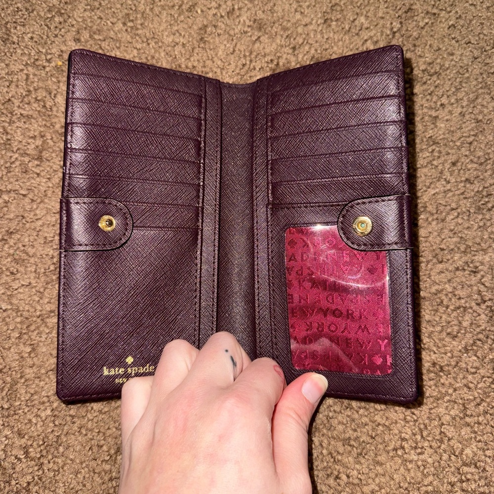 Kate Spade - Picture 2 of 3
